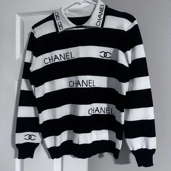 Sweaters - Picture 5 of 11